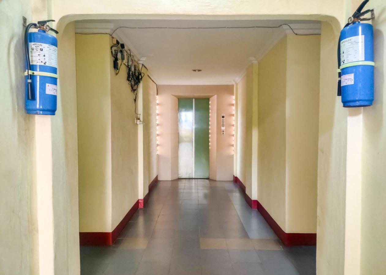 OYO 3372 Hotel Pelita Terang Nagoya Bagian luar foto