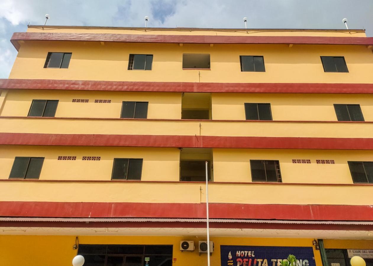 OYO 3372 Hotel Pelita Terang Nagoya Bagian luar foto