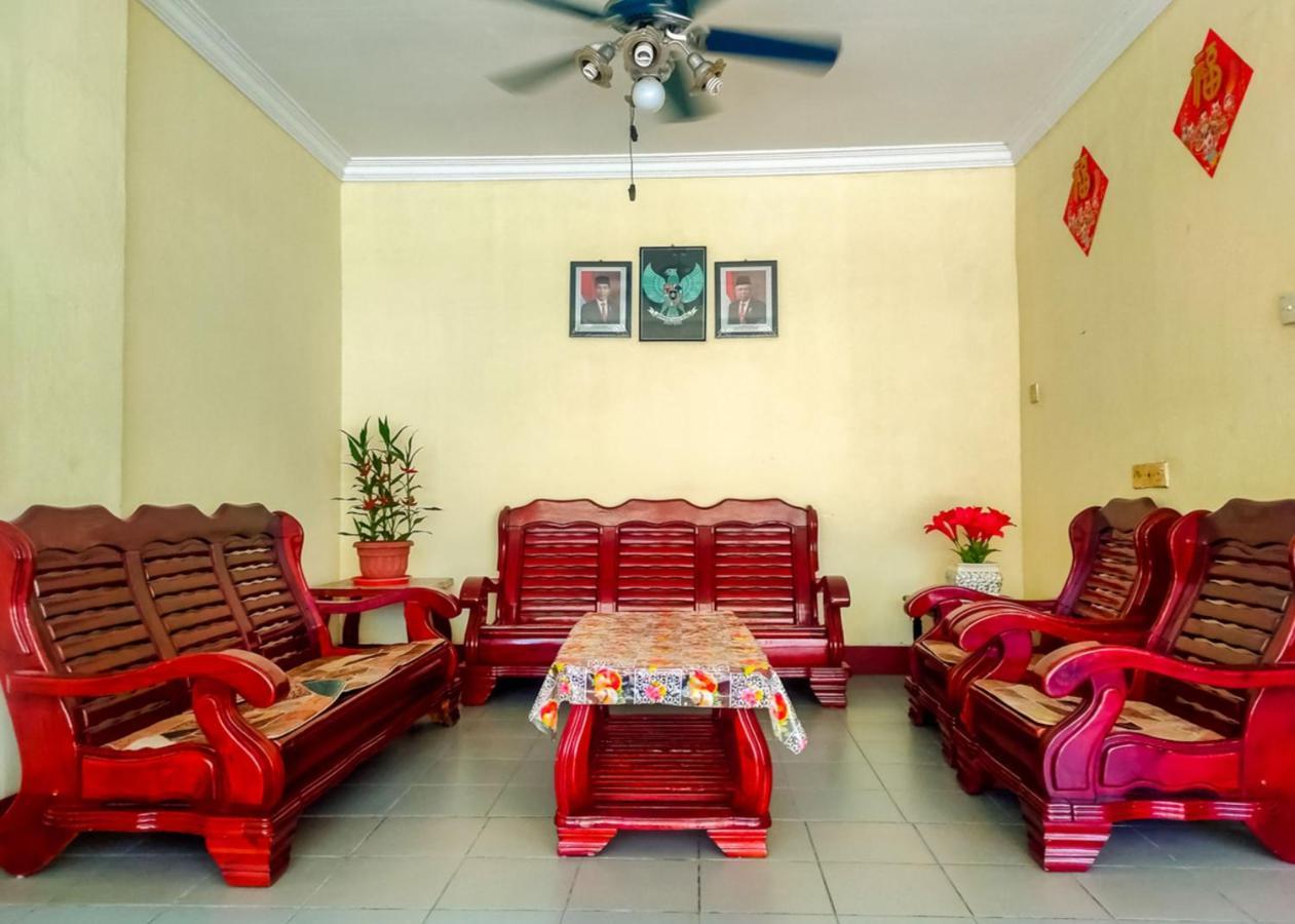 OYO 3372 Hotel Pelita Terang Nagoya Bagian luar foto